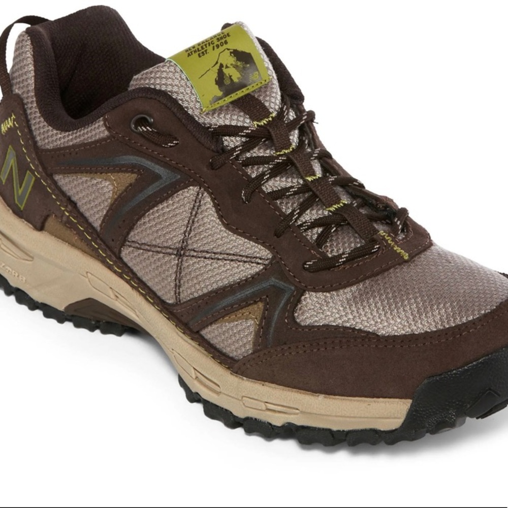 Men’s New Balance Brown Tan Trail Runner